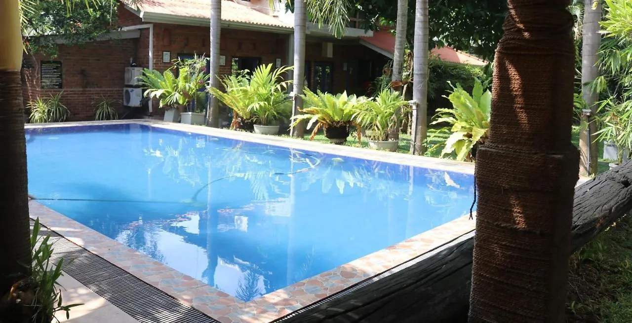 Pavana Hotel Negombo 3*,