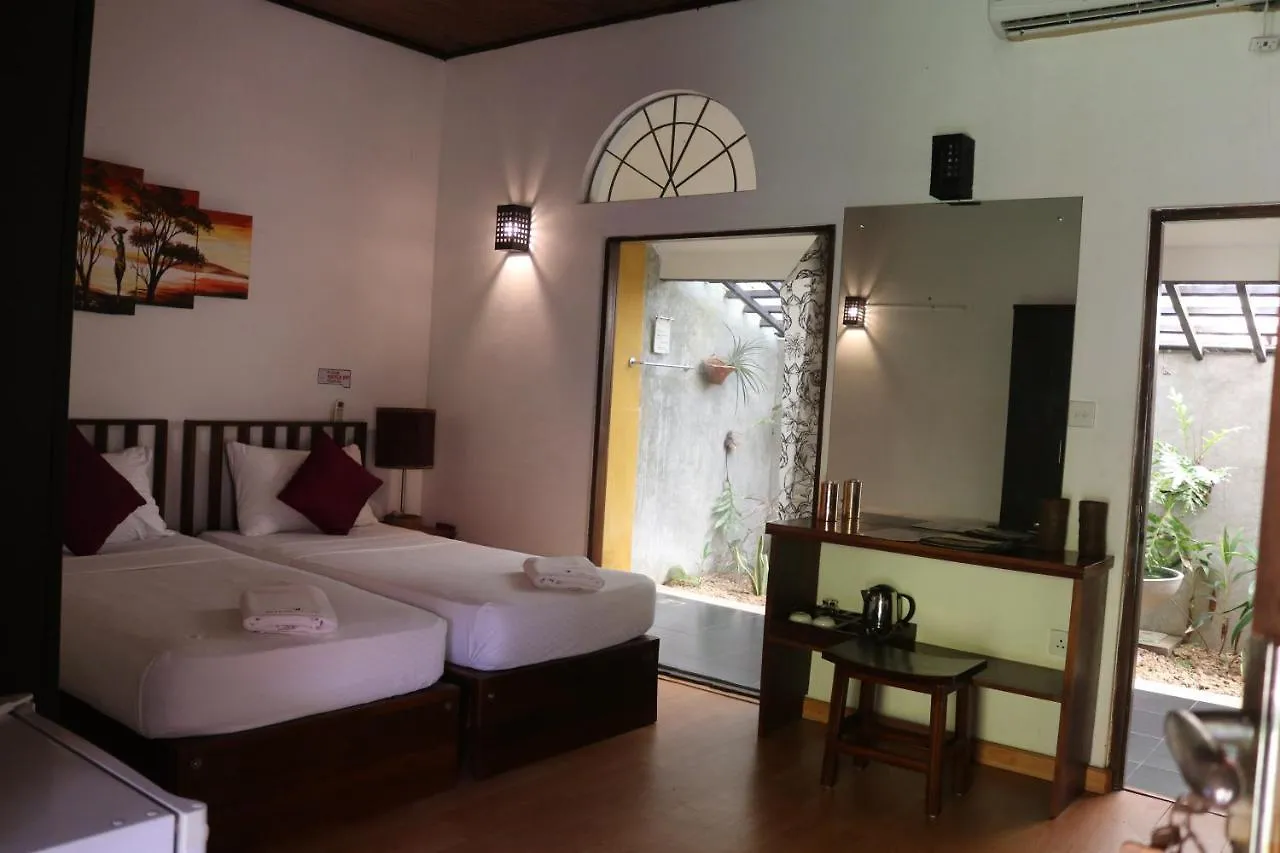 Pavana Hotel Negombo