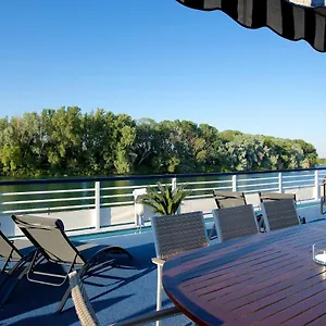 Bateau A Quai Le Chardonnay 4*, Avignon France