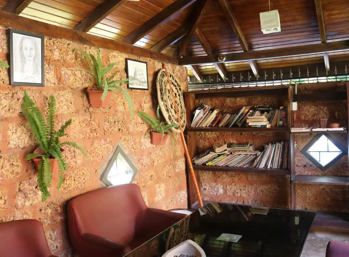 Pavana Hotel Negombo 3*,