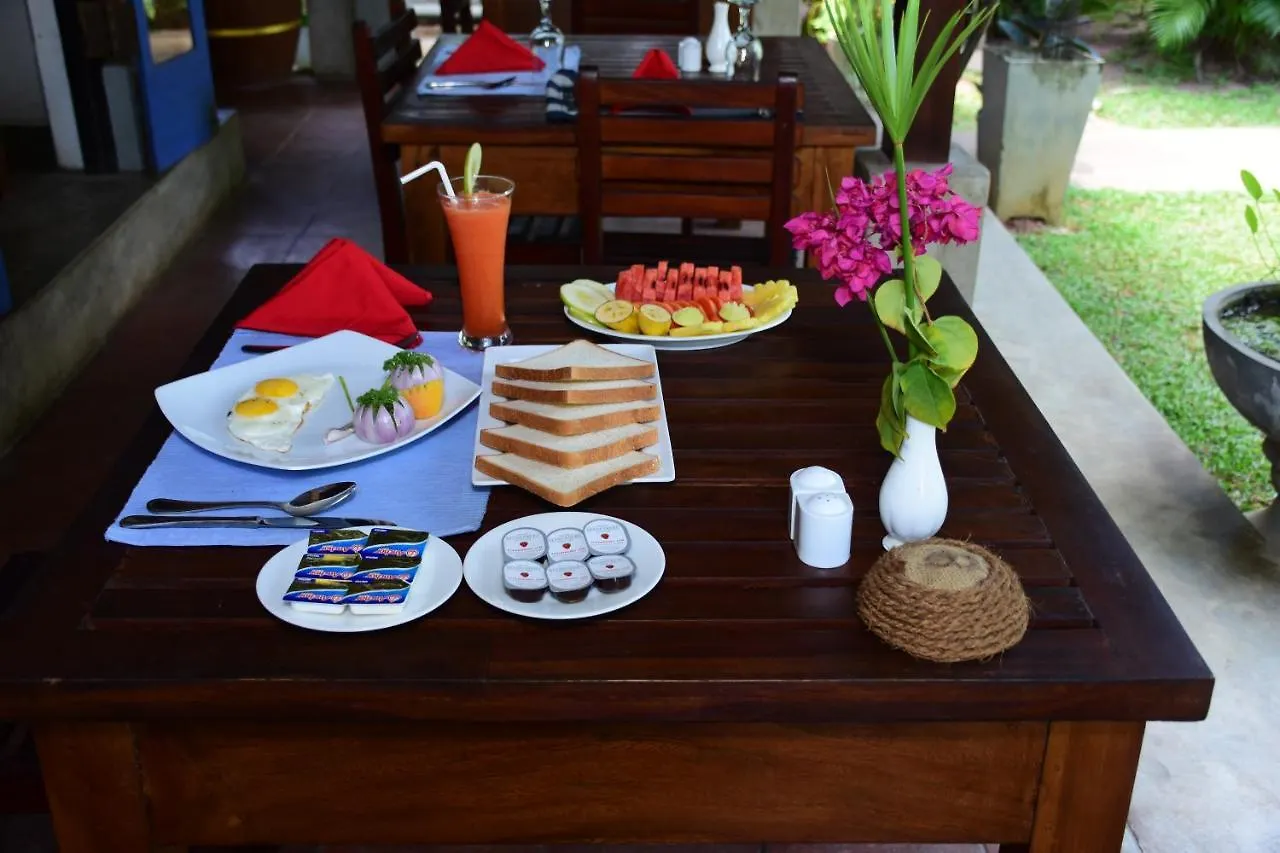 ***  Pavana Hotel Negombo Sri Lanka